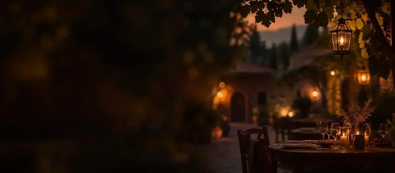 傍晚小院灯光下的餐桌 - 黄豆短剧最新APP背景